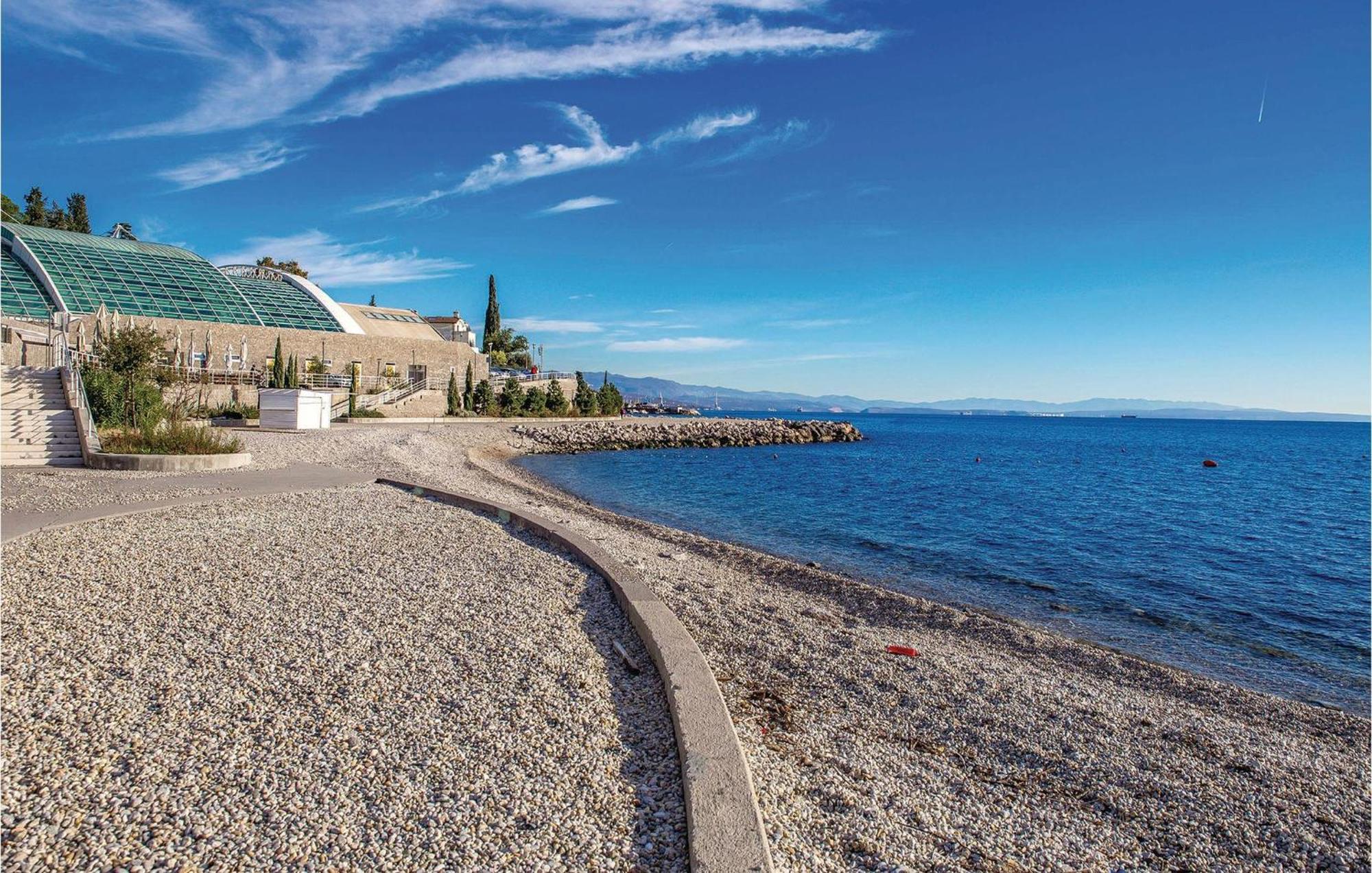 Stunning Apartment In Rijeka With 1 Bedrooms And Wifi Экстерьер фото